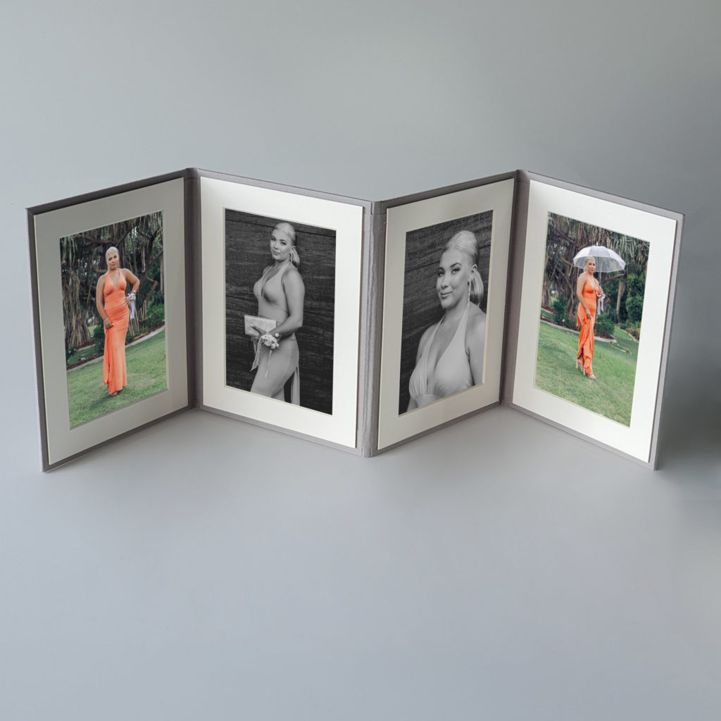 4 image accordion style artmount folio frame