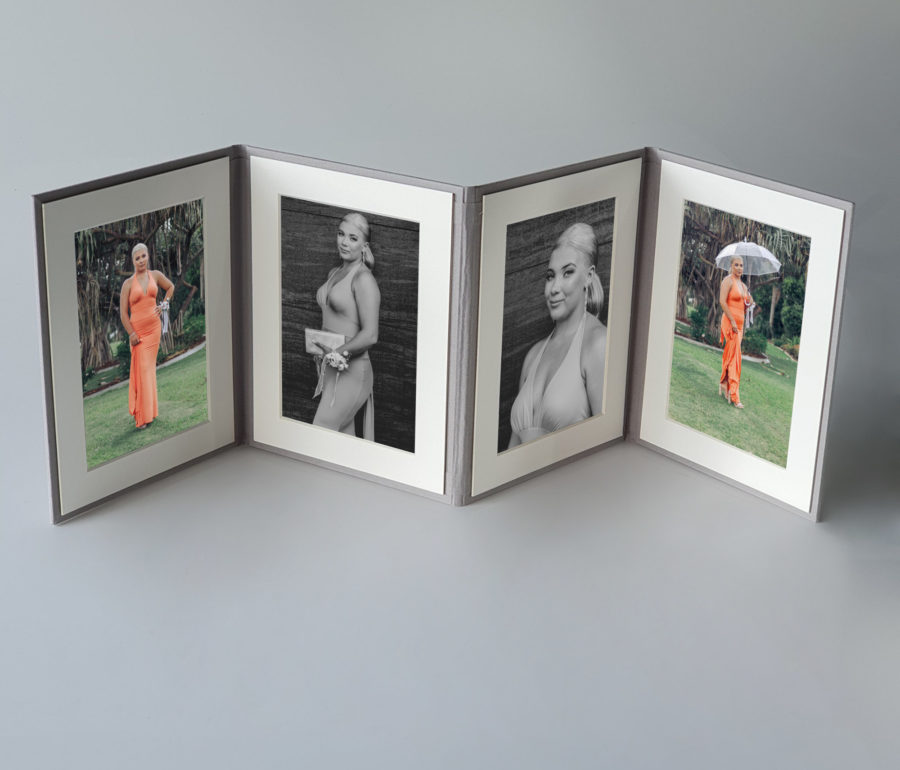 4 image accordion style artmount folio frame