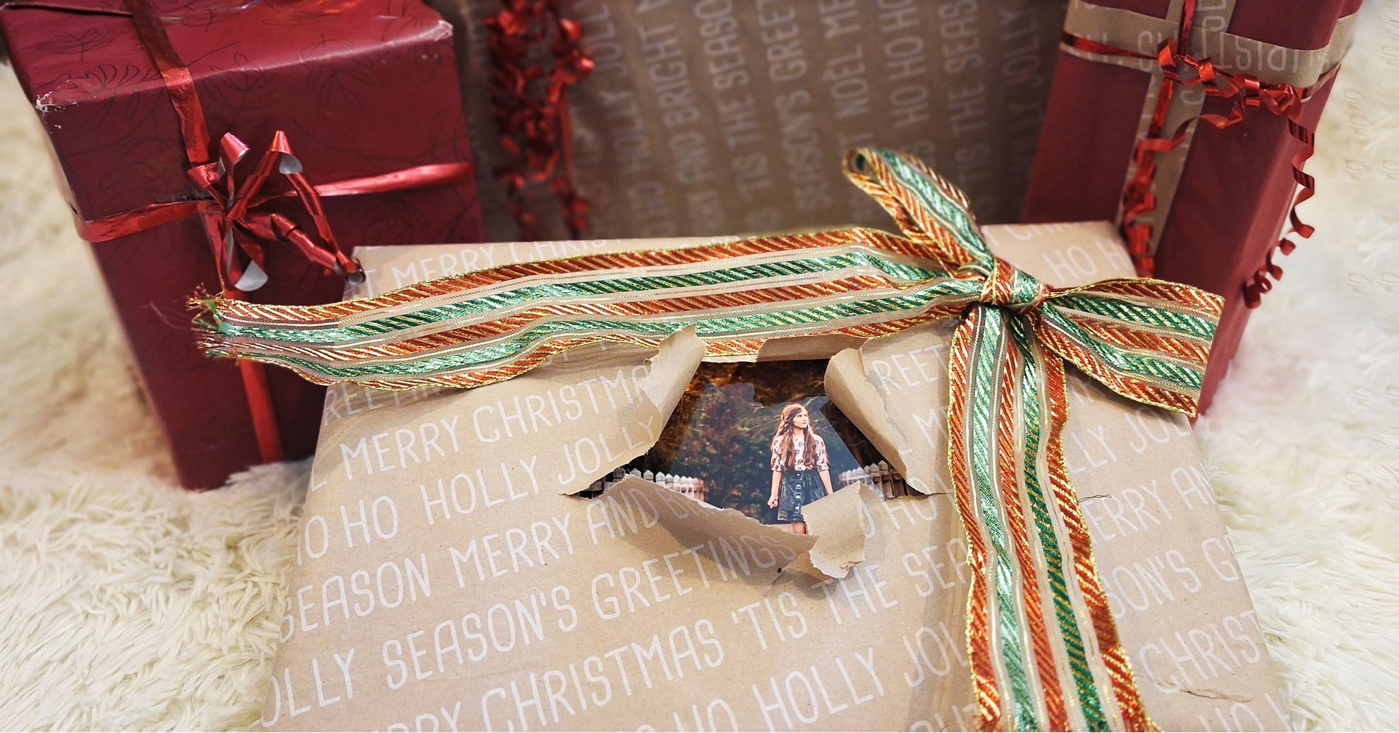 Gift Ideas - Photography Edition

How is your present shopping going?  Are you like me and haven't even started?  Do you get stuck with all the options but realise that most of the options won't work?
Well, I have put together a short list of photography gifting ideas that would work for nearly every person in your life.  You can check out these gift ideas in this blog post.... 
 Comment "gift" and I will send you the link to the post.

Once you have had a read, let me know what gifts you have given in the past relating to photography.
 #photogifts #giftideas #moretonbayregionphotographer