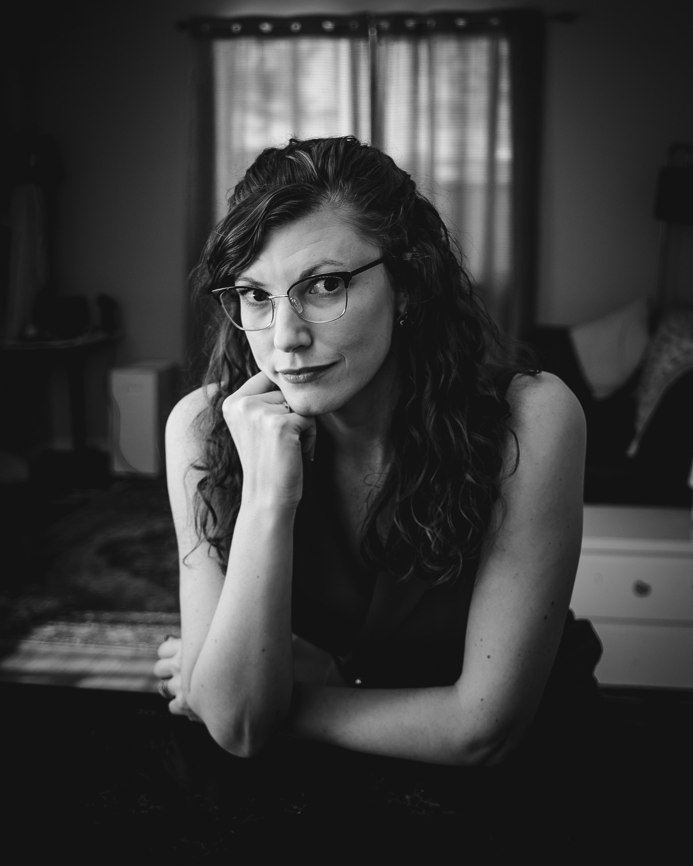 When your Business Branding client spoils you by allowing you to take some non "business branding" portraits during their session.  I'm in love with this shot!
.
.
#blackandwhitephotography  #blackandwhiteportraiture  #portraitsathome #spoilyourphotographer